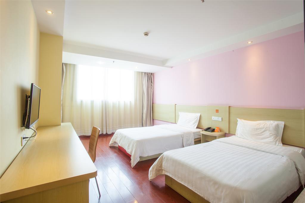 7Days Inn Premium Guangzhou Tianhe West Tiyu Road Subway Station Oda fotoğraf