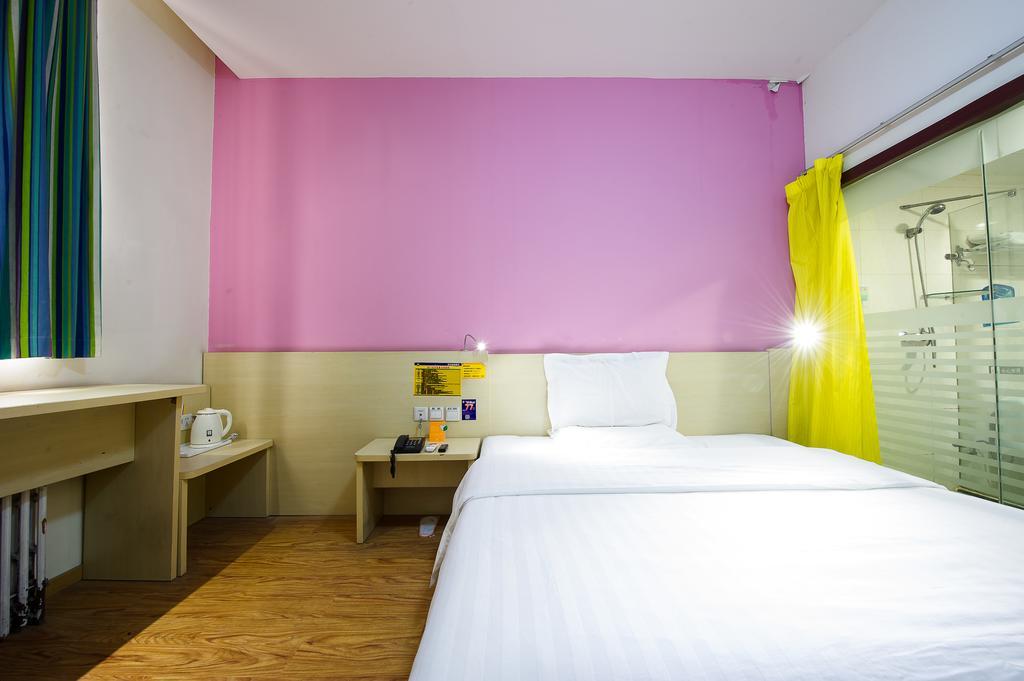 7Days Inn Premium Guangzhou Tianhe West Tiyu Road Subway Station Dış mekan fotoğraf