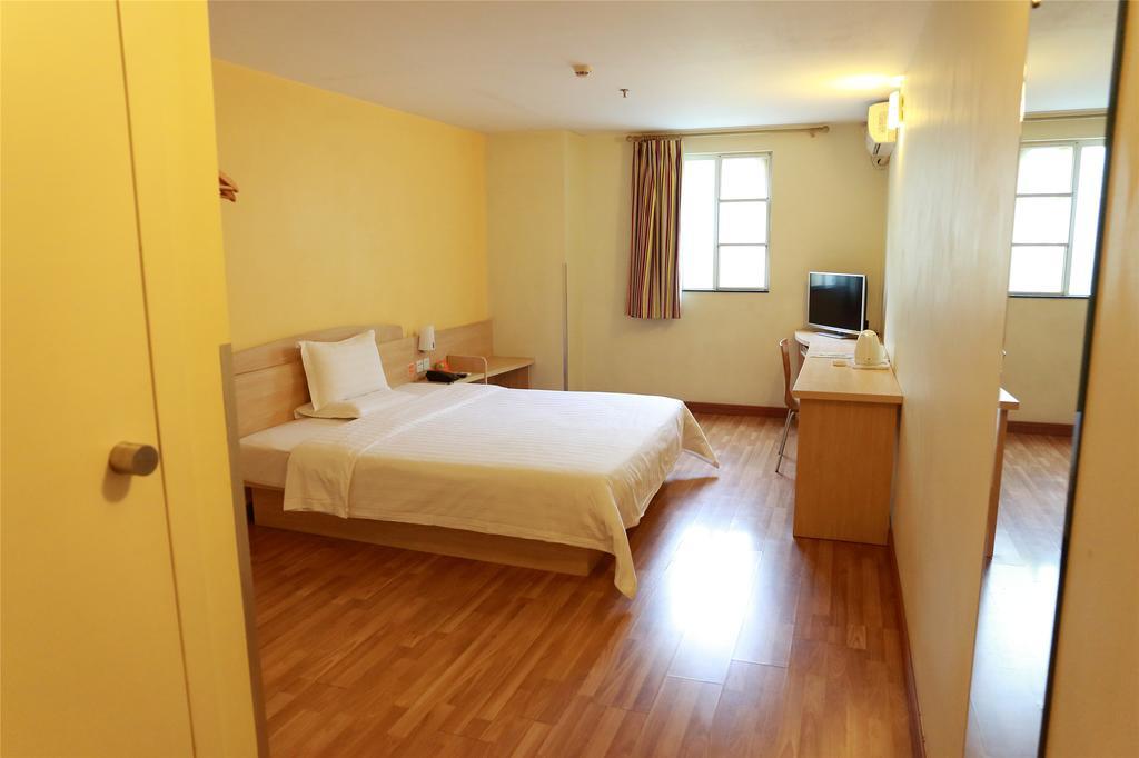 7Days Inn Premium Guangzhou Tianhe West Tiyu Road Subway Station Dış mekan fotoğraf