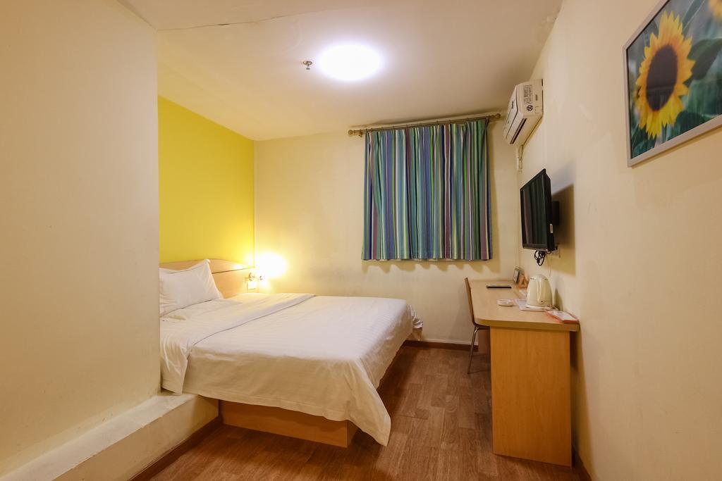 7Days Inn Premium Guangzhou Tianhe West Tiyu Road Subway Station Dış mekan fotoğraf